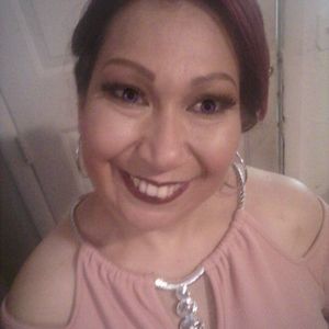 Meet your Posher, Veronica