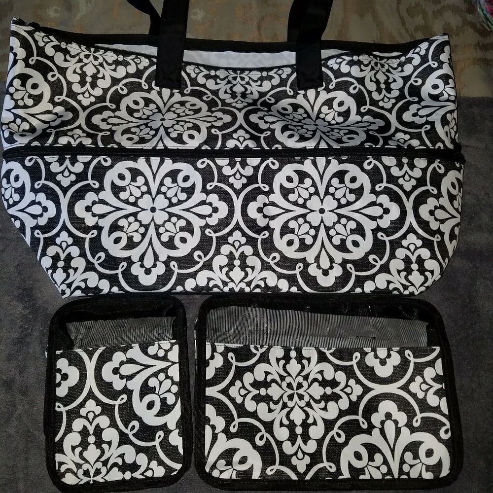 Thirty-One Expand a tote bundle