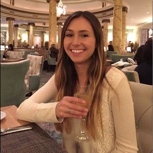 Meet your Posher, Annalise