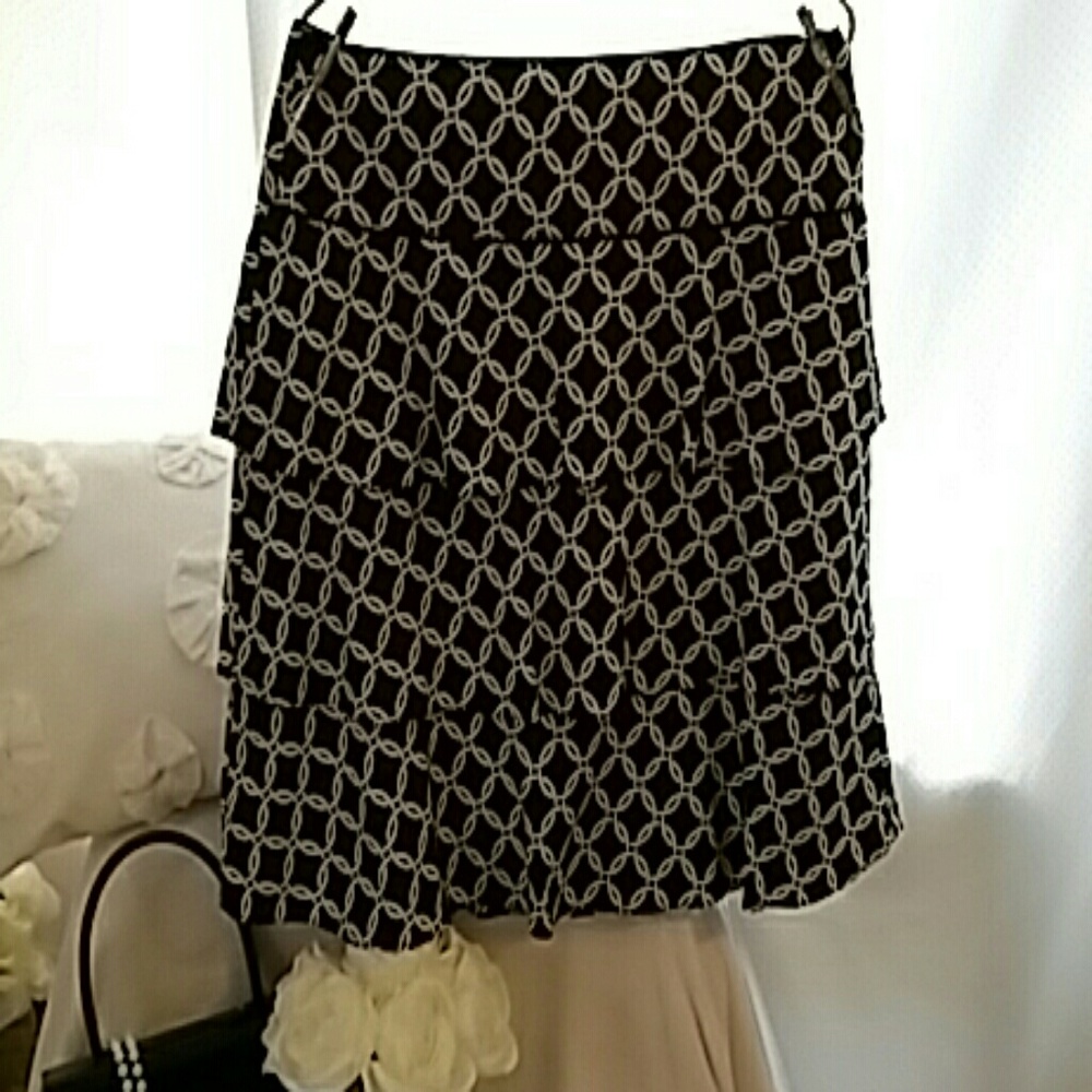 Ladies skirt