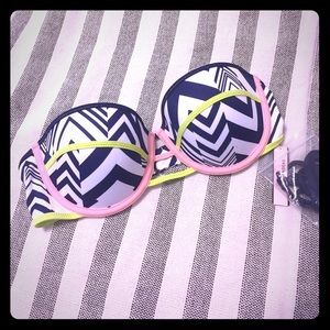 VS The Flirt Bandeau Bikini Top
