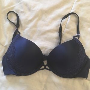 NWOT Victoria's Secret Bombshell Bra