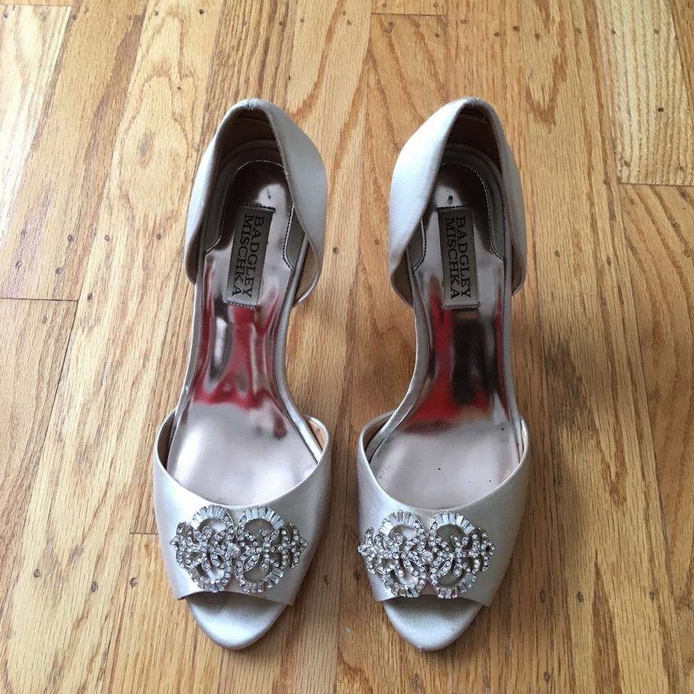 Badgley Mischka Pumps