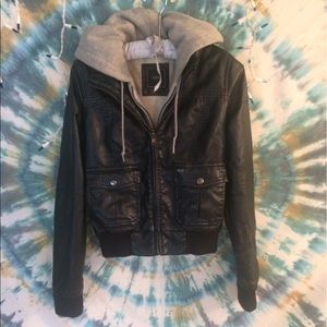 OBEY Jacket 🍃🍂