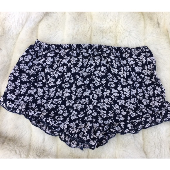 Navy Floral Pattern Soft Fabric Ruffle Shorts - Picture 4 of 5
