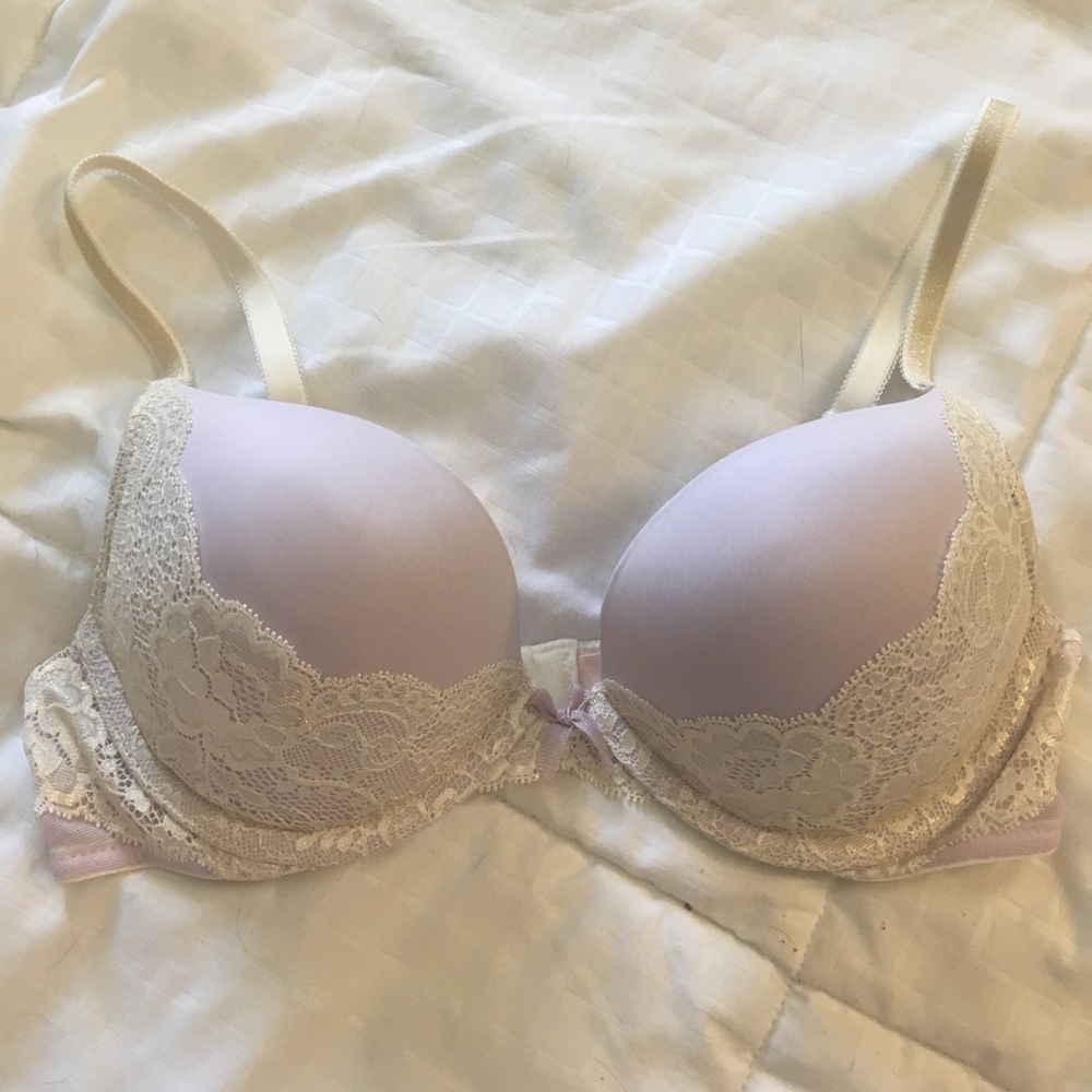 Like New Victoria's Secret Push-up Bra