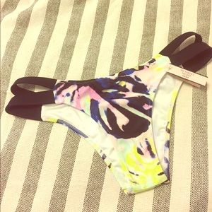 VS The Itsy Bikini Bottoms