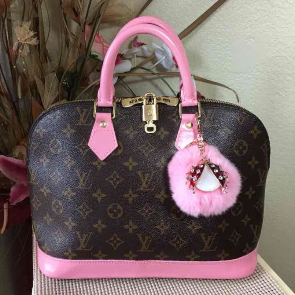 ‼️SOLD‼️💯% Authentic Alma Louis Vuitton