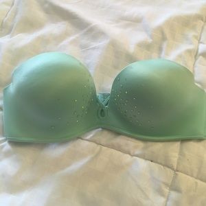 GU Victoria's Secret Strapless Bombshell Bra