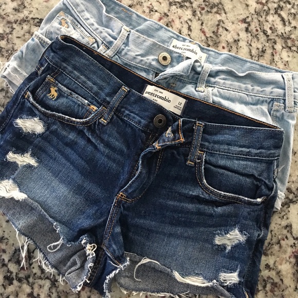 Abercrombie Shorts - Picture 2 of 2
