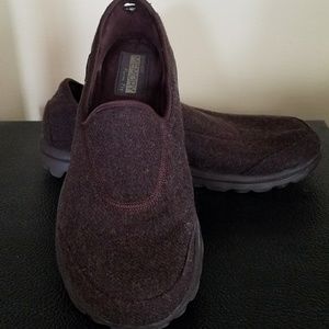 BRAND NEW! Skechers Go walk Sneakers