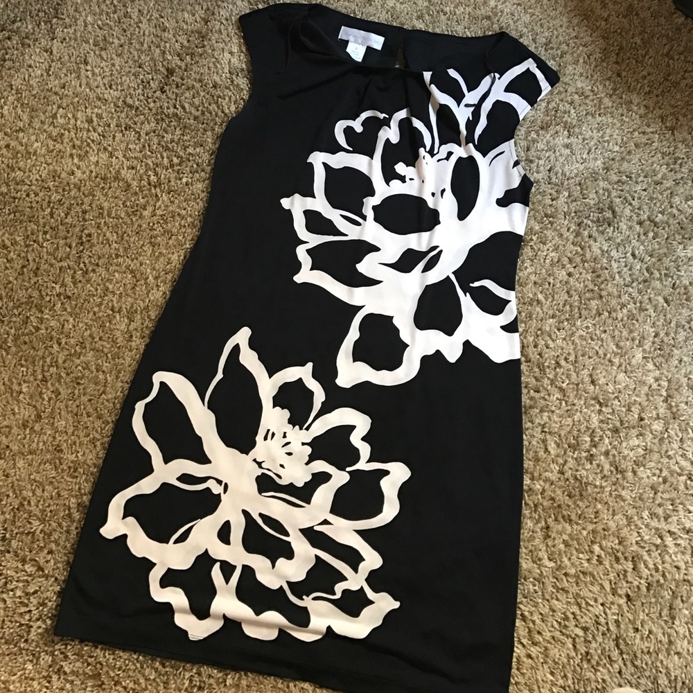 Lovely black & white dress