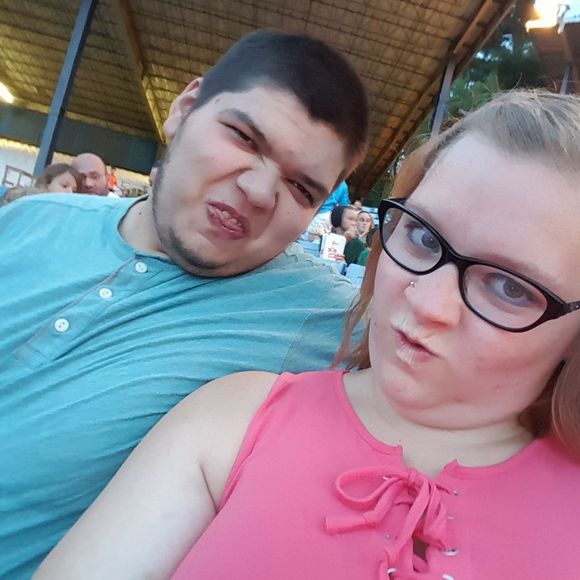 Meet your Posher, Rachael - Picture 1 of 1