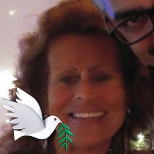 Meet your Posher, Esther