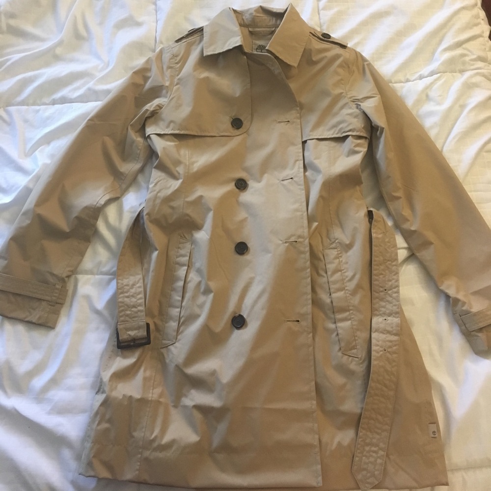 NWOT Timberland Women's Tan Trench Coat Raincoat