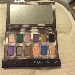 Urban decay shadowbox