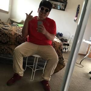 Meet your Posher, Rene