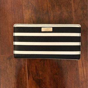 Kate Spade Stacy Wallet Black and White Stripes