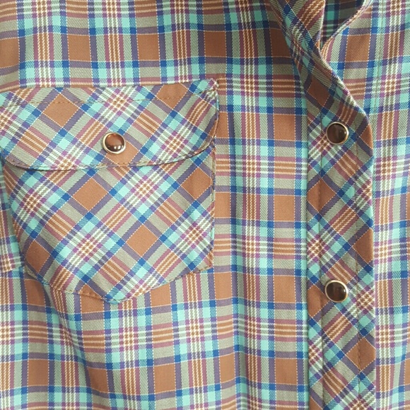 Super cute Paul and Joe (for Target) button down! - Picture 2 of 4