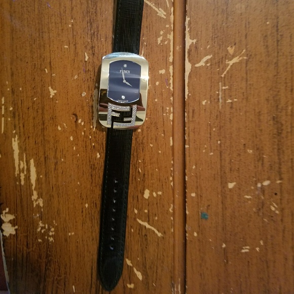 Fendi diamond watch main image 4