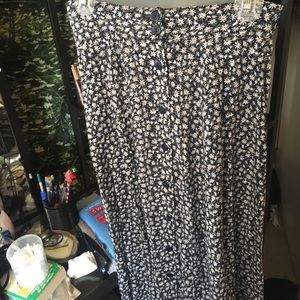 Vintage Daisy Mazi Skirt