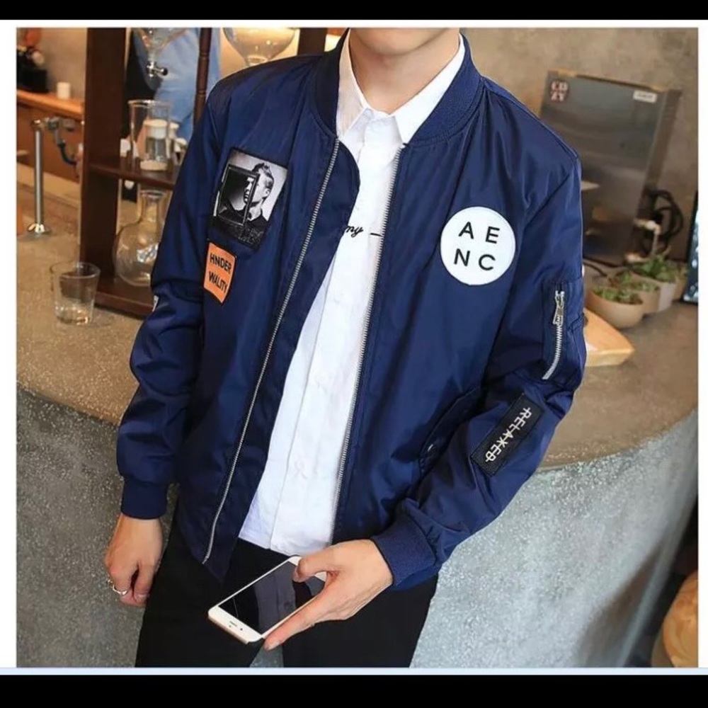 Retro slim fit bomber!