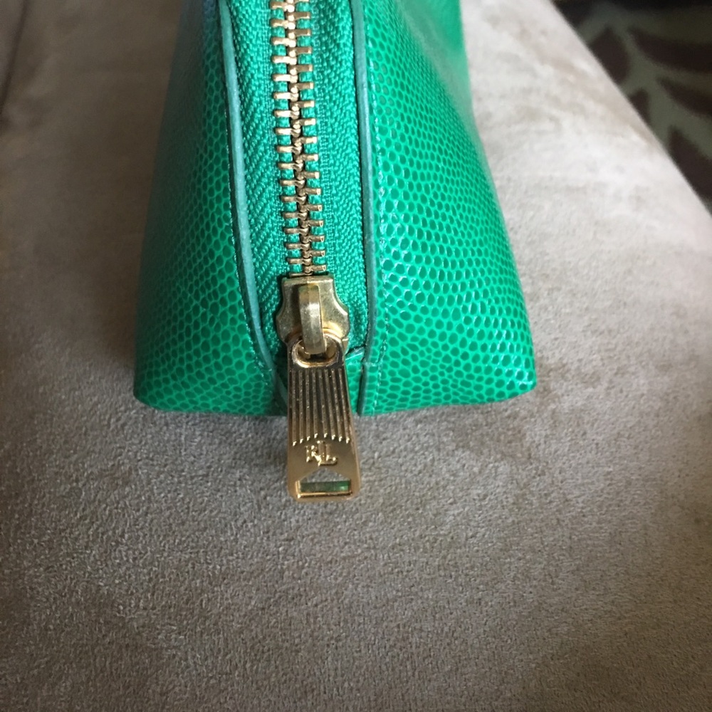 Makeup Case - image 3