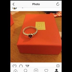 Beautiful garnet James Avery Ring, size 9