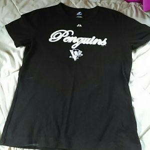 Pittsburgh Penguins medium shirt