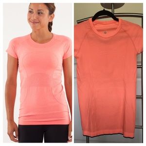 Lululemon Run: Swiftly Tech Short Sleeve Size 4