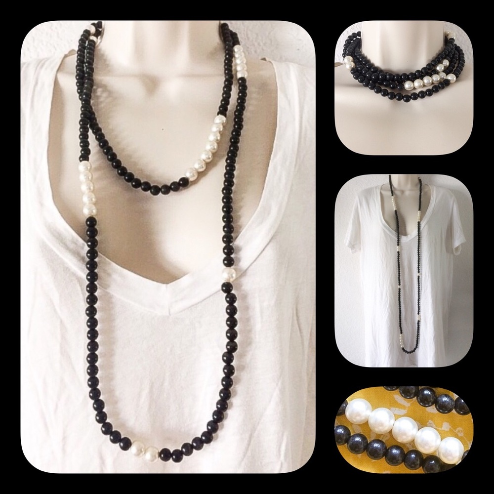 Vintage Black & white faux pearl necklace