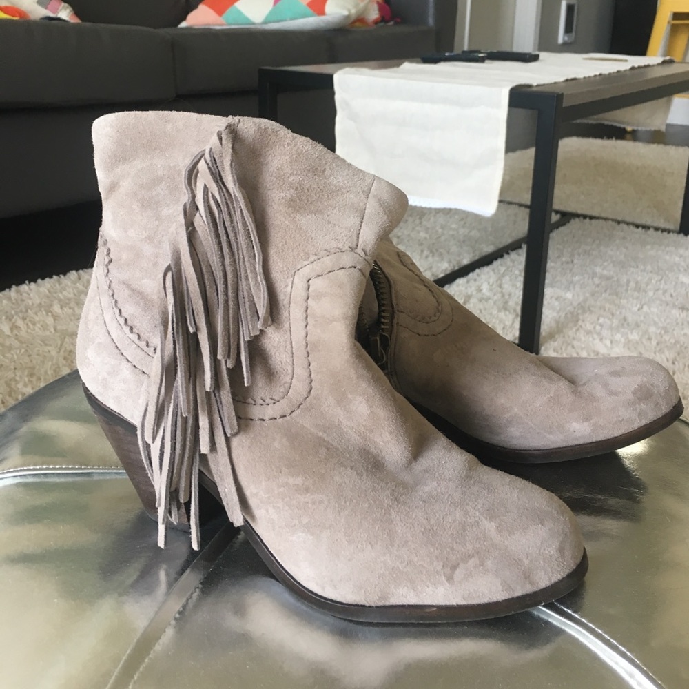 Sam Edelman taupe bootie
