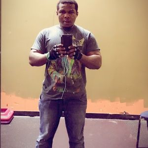 Meet your Posher, Leo