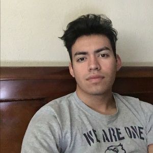 Meet your Posher, Aaron