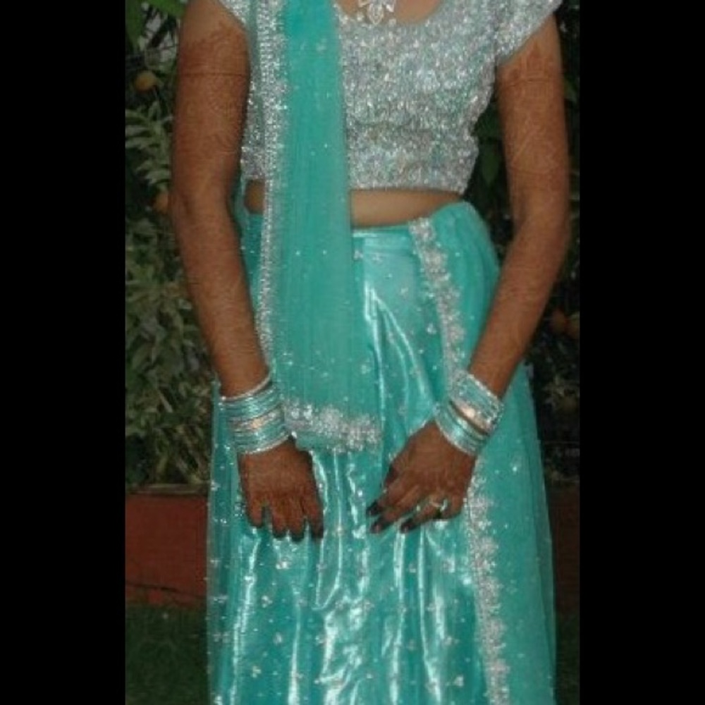 Choli suit