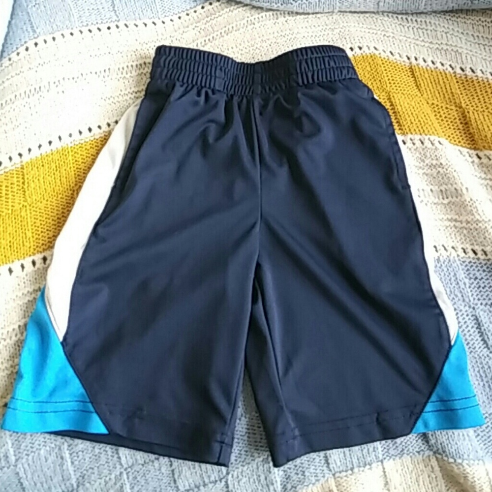 Boys Basketball Shorts S(4) Blue White