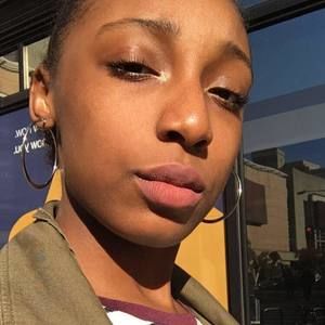 Meet your Posher, Jade