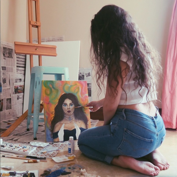 Meet your Posher, Corina - Picture 2 of 8