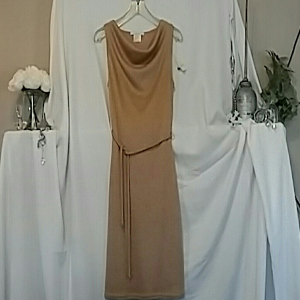 Ladies dress