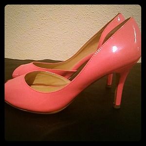 Coral peep toe
