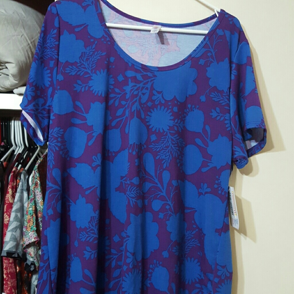 Brand new Lularoe Classic Tee 2x