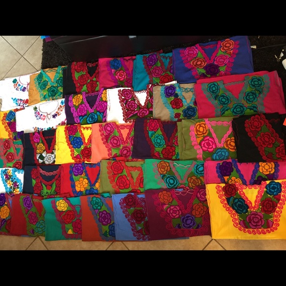 Blouses - Picture 4 of 8