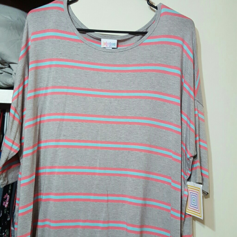 Lularoe Irma medium