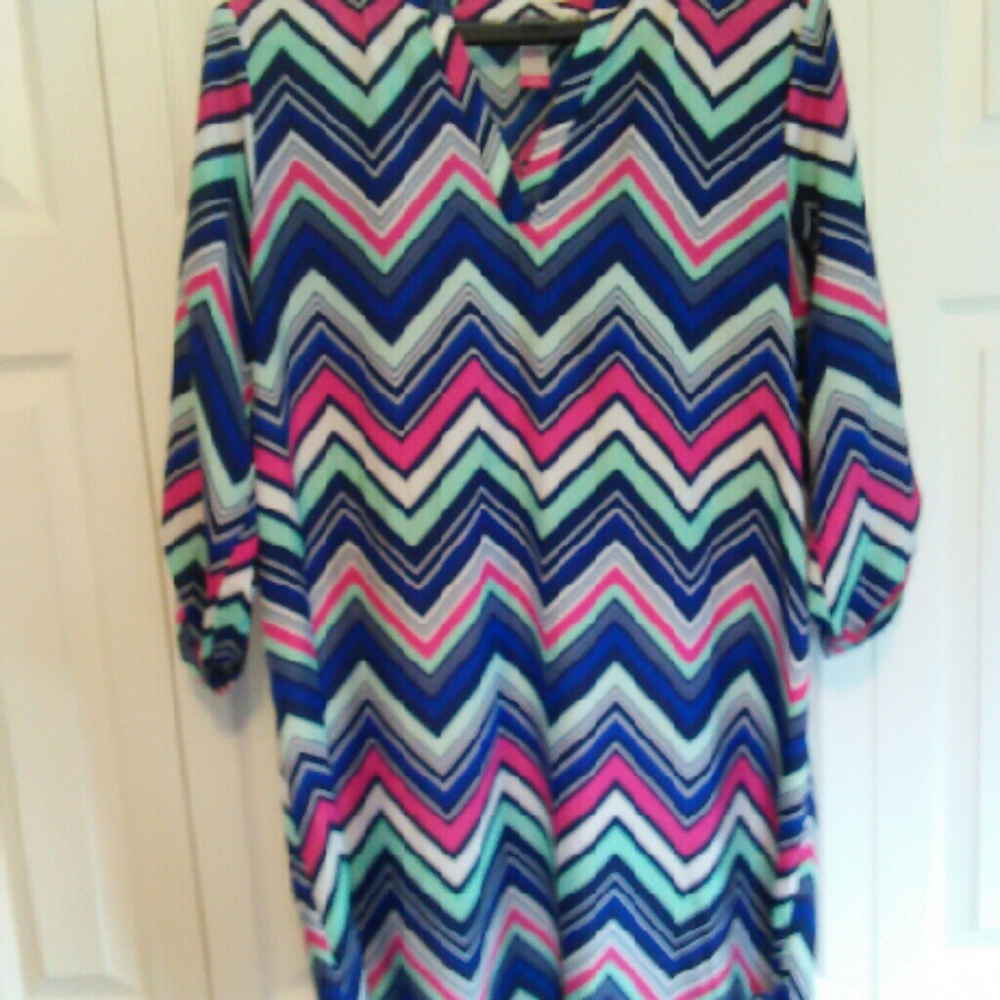 Dress - Picture 2 of 3