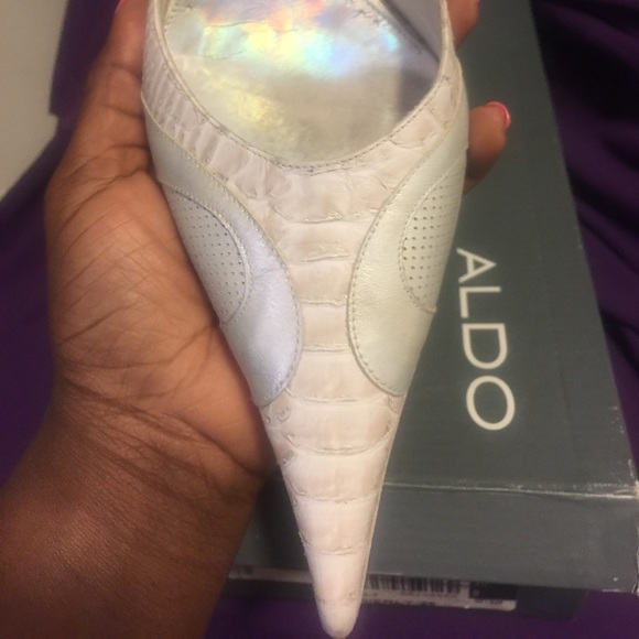 Shoes - Picture 6 of 6