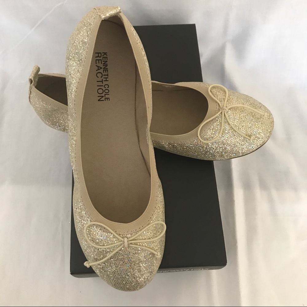 Kenneth Cole Reaction Copy Tap Flats