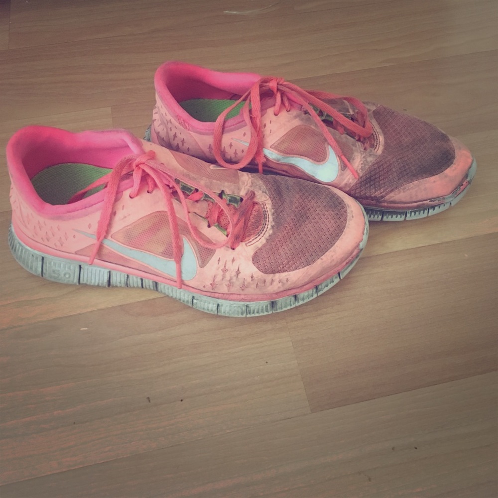 Peach Nike Free Run 3