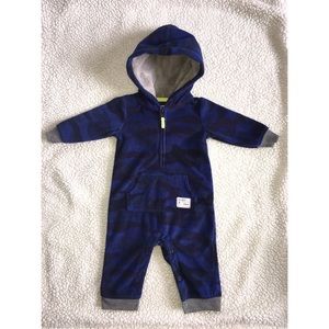 Snug blue outfit!