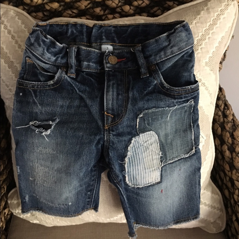 Gap boy jean shorts EUC
