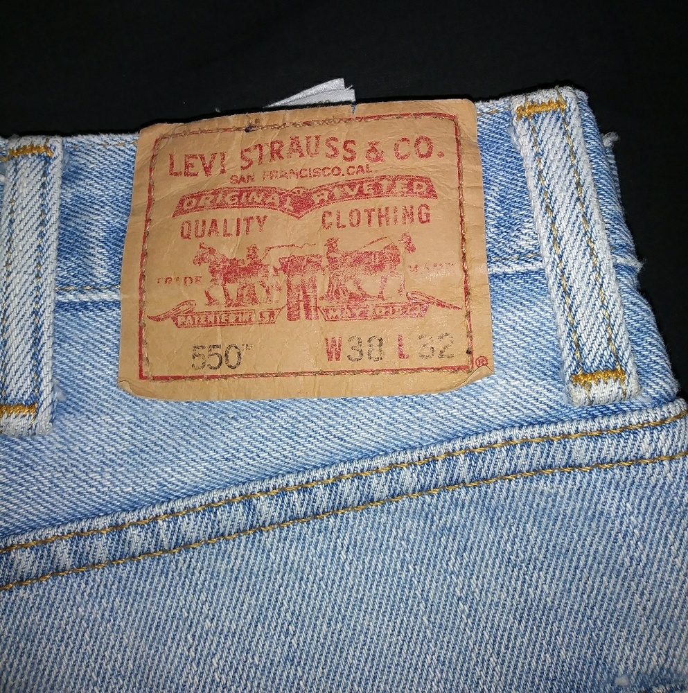 Excellent used condition mens levi 550's